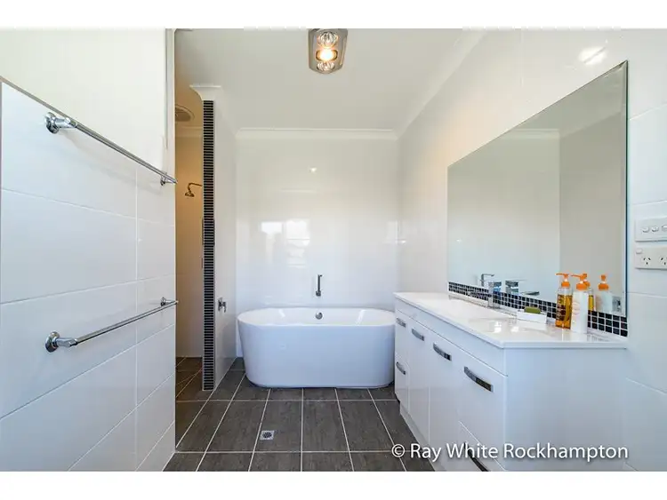 Second view of Homely house listing, 2 Jewell Court /12 Plover Street, Parkhurst QLD 4702