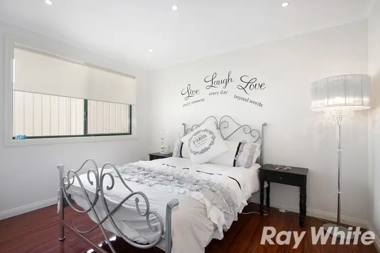 Sixth view of Homely house listing, 2/7 Dobson Court, Pakenham VIC 3810