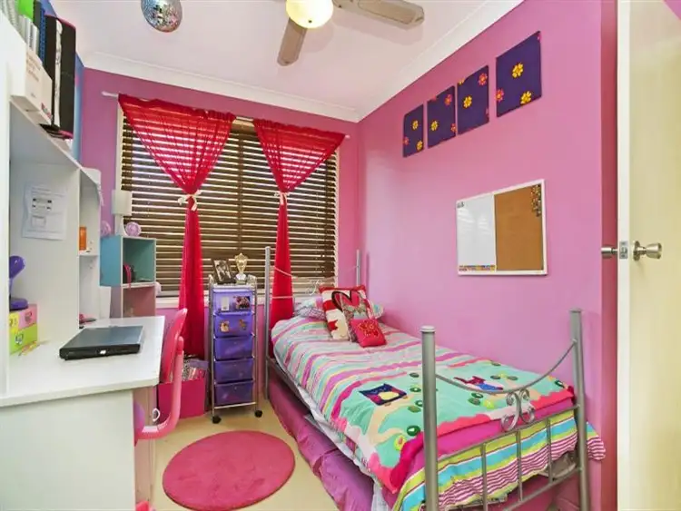 Sixth view of Homely house listing, 10 Hartigan Close, Rutherford NSW 2320