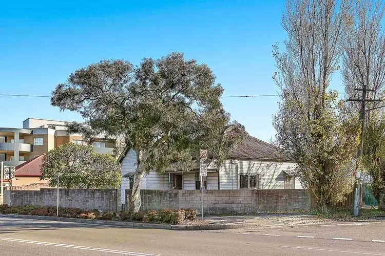 Second view of Homely house listing, 3 Wentworth Avenue, Mascot NSW 2020