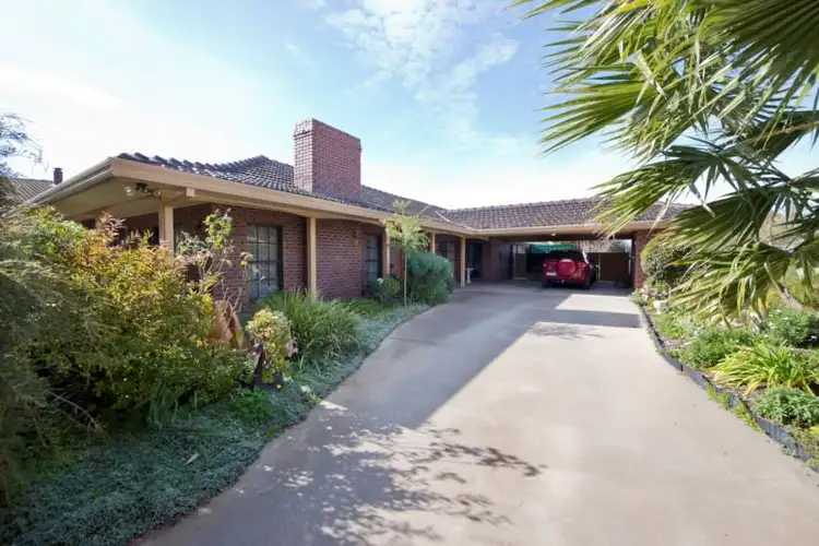4 Green Court, Swan Hill VIC 3585