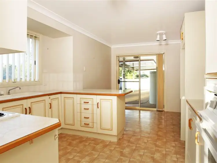 Fourth view of Homely house listing, 2 Shanklin Close, Bomaderry NSW 2541