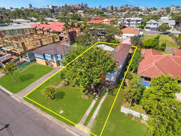 14 Bevis Street, Bulimba QLD 4171