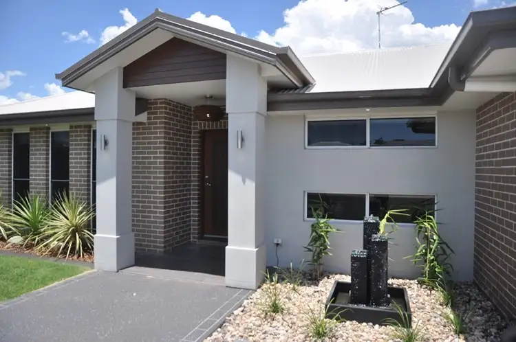 Second view of Homely house listing, 25 Neiwand Street, Kearneys Spring QLD 4350