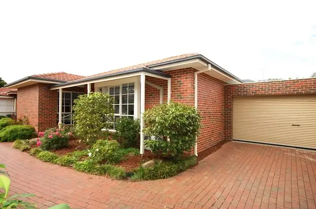 Main view of Homely house listing, 2/18 Baldwin Road, Blackburn VIC 3130