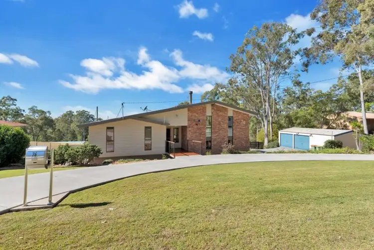 76 Castle Hill Drive South, Gaven QLD 4211