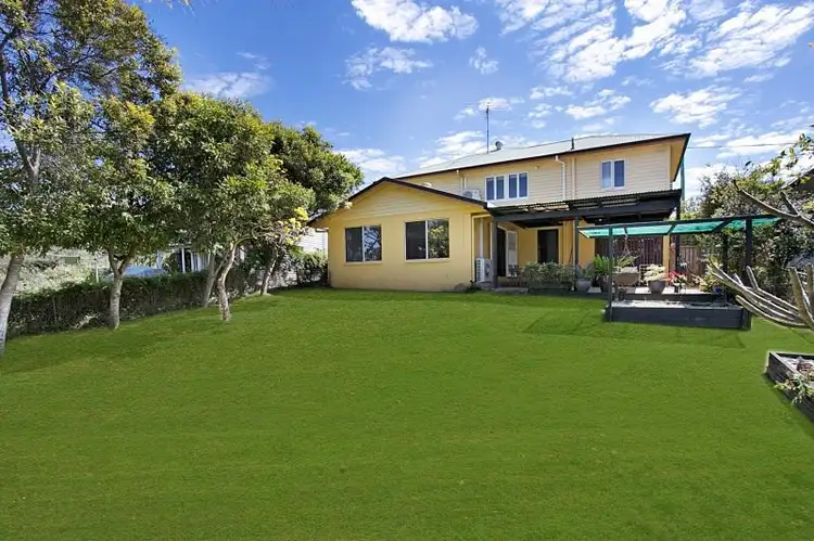 10 Hindon Street, Corinda QLD 4075