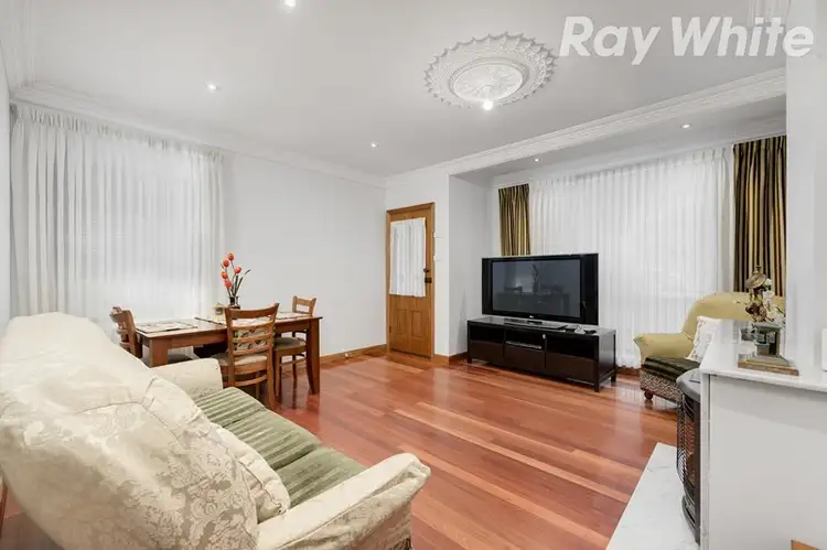 Second view of Homely house listing, 5 Wimmera Avenue, Reservoir VIC 3073