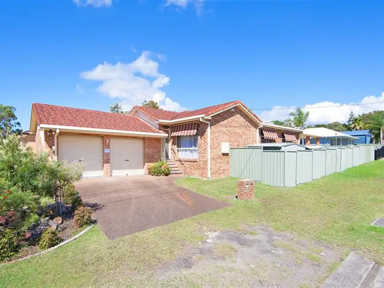 41 Bass Avenue, Killarney Vale NSW 2261