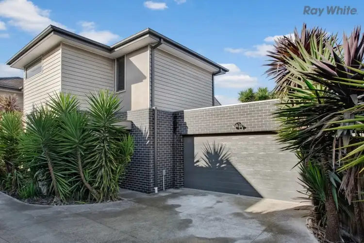 2/10 Albert Road, Sydenham VIC 3037