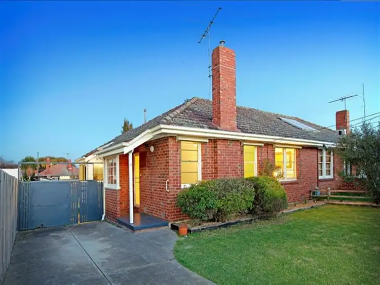 4 Armstrong Street, Reservoir VIC 3073