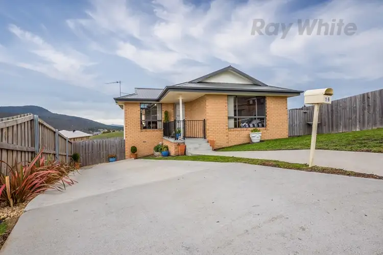 16 Leila Street, New Norfolk TAS 7140