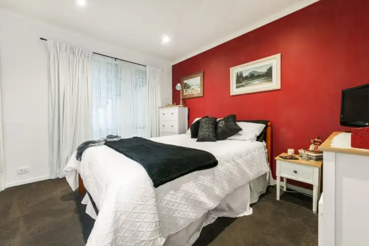 Fourth view of Homely house listing, 10 Wolsley Avenue, Frankston VIC 3199