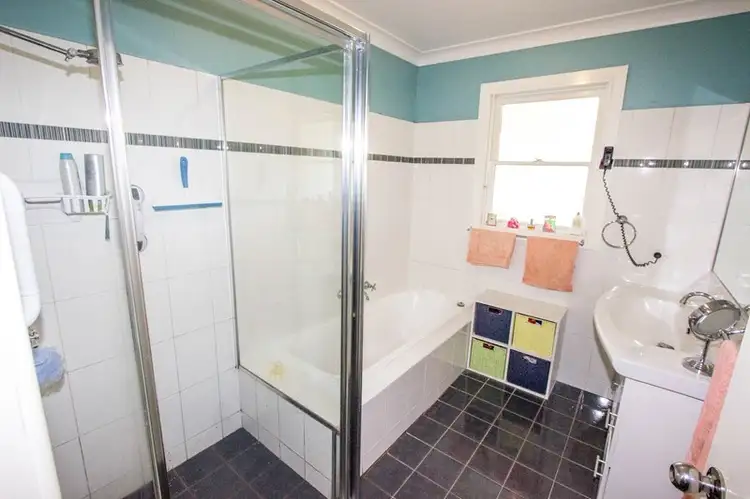 Fifth view of Homely house listing, 7 Grosvenor Street, Narrandera NSW 2700