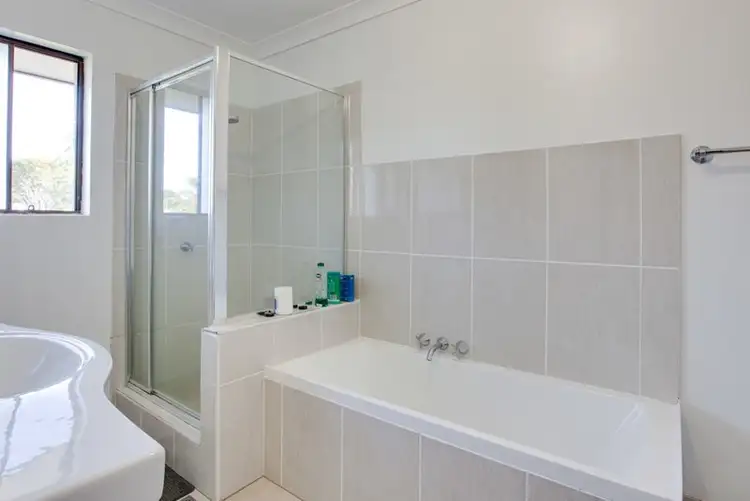 Seventh view of Homely unit listing, 4/42 Macaulay Street, Coorparoo QLD 4151