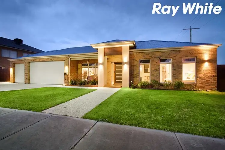 19 Withers Court, Pakenham VIC 3810