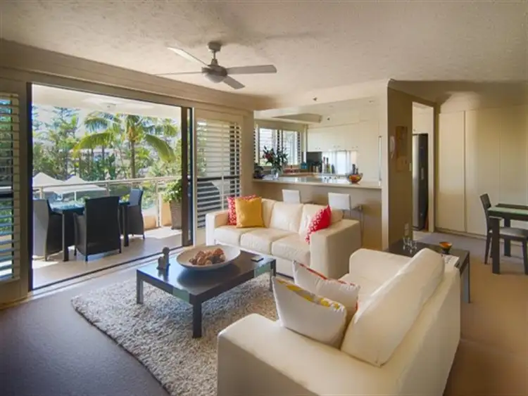 3 Cunningham Avenue, Main Beach QLD 4217