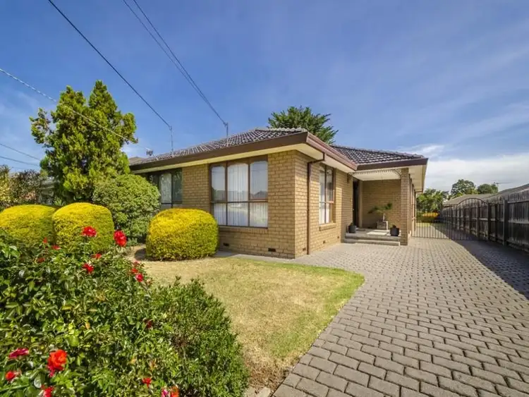 Second view of Homely house listing, 7 Ralph Avenue, St Albans VIC 3021