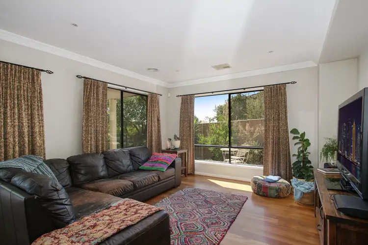 Sixth view of Homely house listing, 2 All Saints Court, Wodonga VIC 3690