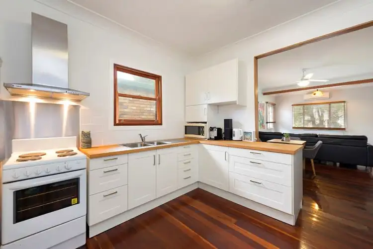 Main view of Homely house listing, 10 Gatton Street, Mount Gravatt East QLD 4122