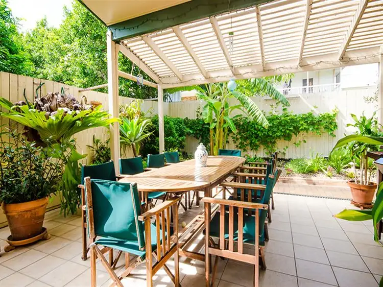 4/33 Gordon Street, Greenslopes QLD 4120