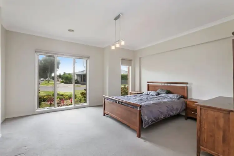 Sixth view of Homely house listing, 5 Mount Eccles Way, South Morang VIC 3752