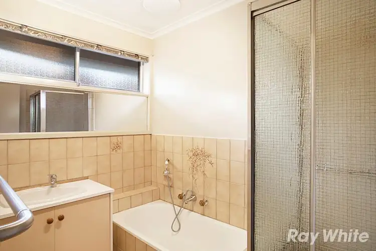 Seventh view of Homely house listing, 8 Bamba Court, Scoresby VIC 3179