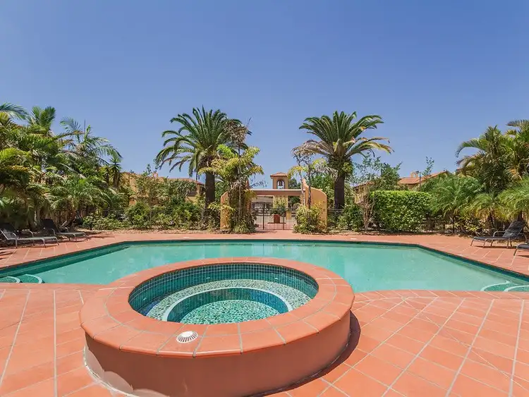 53/8 Woody Views Way, Robina QLD 4226