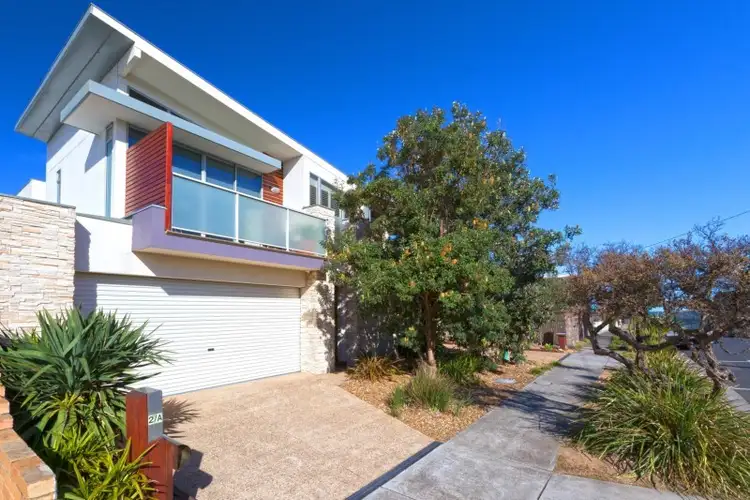 2a Roseberry Avenue, Chelsea VIC 3196