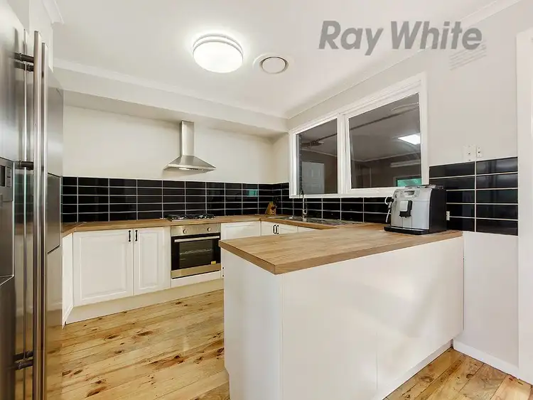 2 Kuala Close, St Albans VIC 3021