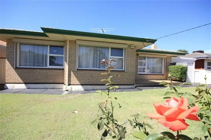 36 Napier Road, Morley WA 6062