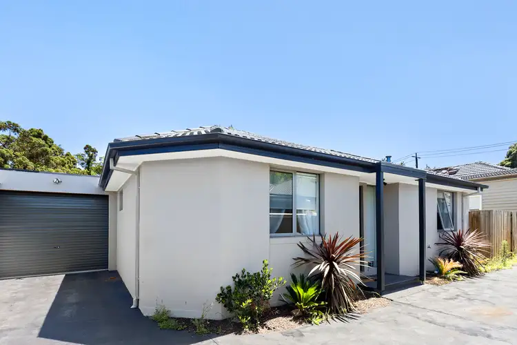 2/34 Inverness Street, Clarinda VIC 3169