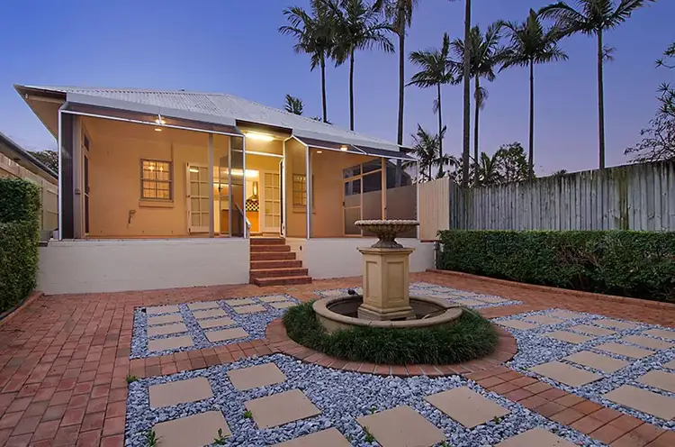 31 Goodwood Street, Hendra QLD 4011