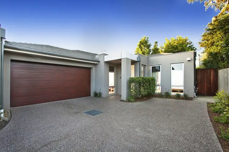 3/6 Russell Court, Mentone VIC 3194