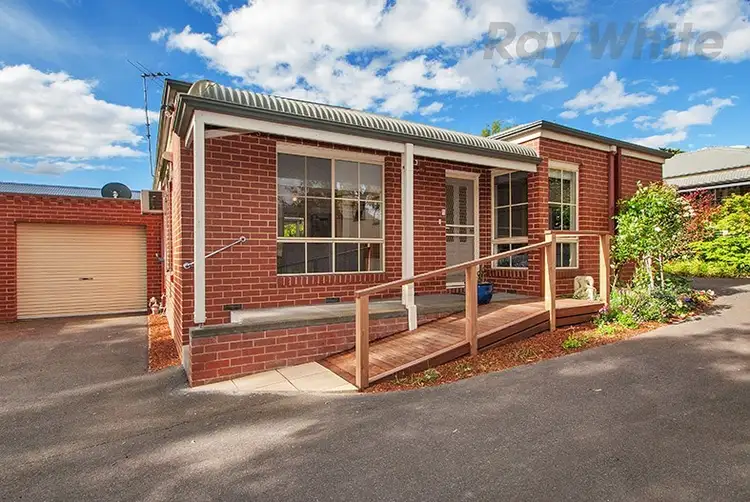 Main view of Homely unit listing, U2, 26 DIXON Avenue, Croydon VIC 3136