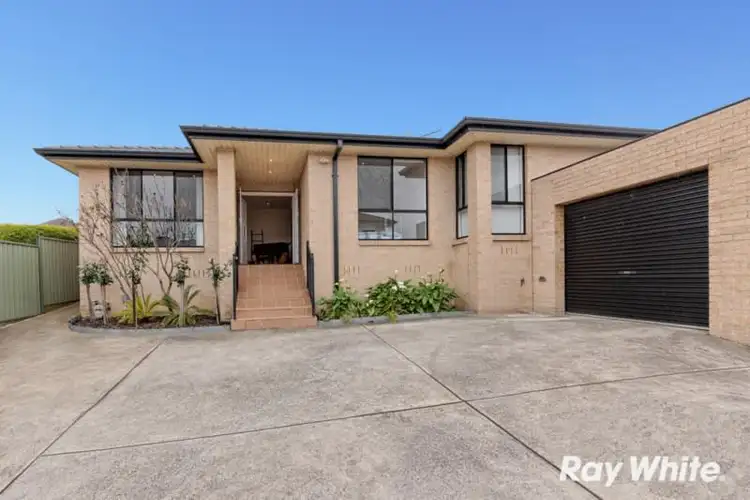 Fifth view of Homely house listing, 2/17 Shankland Boulevard, Meadow Heights VIC 3048