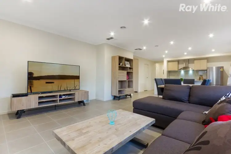 Second view of Homely house listing, 10 Fairlight Avenue, Keysborough VIC 3173