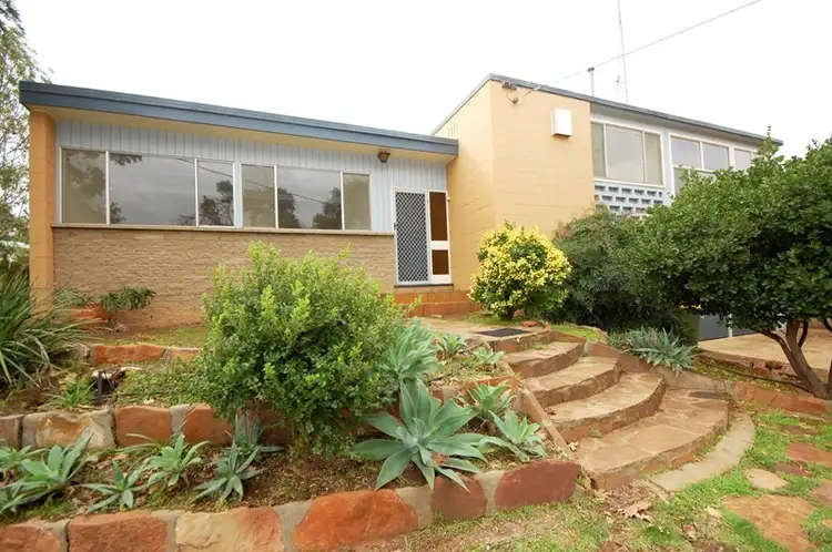 27 Evatt Street, Griffith NSW 2680