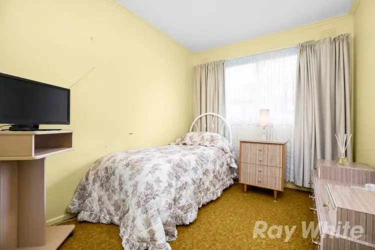 Seventh view of Homely house listing, 18 Keets Court, Springvale VIC 3171