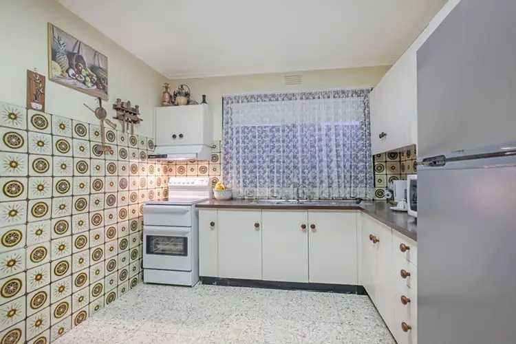 Fifth view of Homely house listing, 2 Normanby Court, Heidelberg West VIC 3081