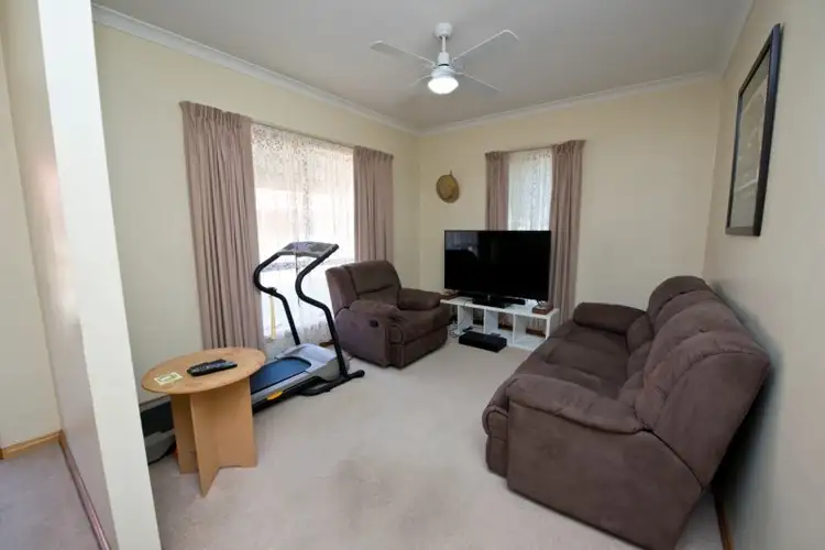 Fourth view of Homely unit listing, 1/3-5 Cohn Street, Swan Hill VIC 3585