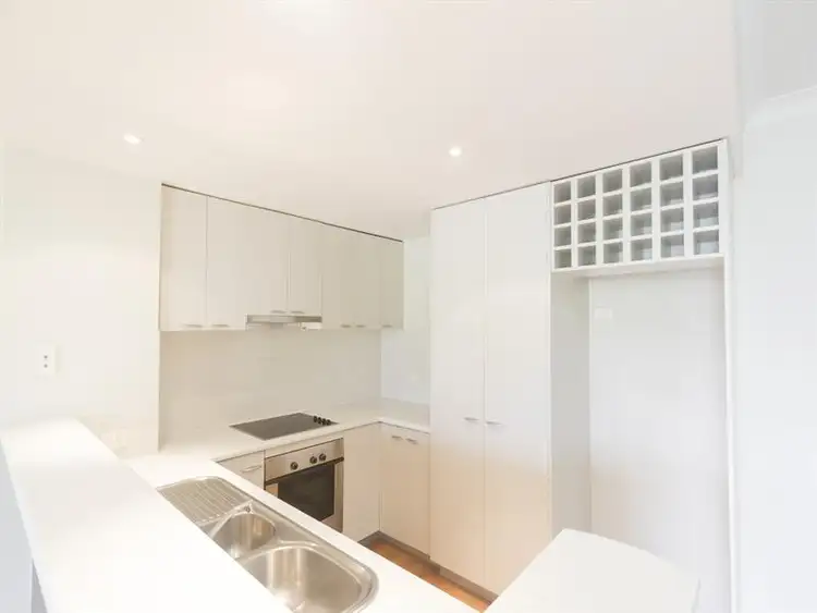 Sixth view of Homely unit listing, 7/14 Grimes Street, Auchenflower QLD 4066