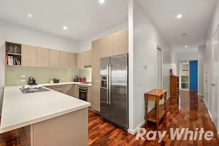 Sixth view of Homely townhouse listing, 11/9 Manikato Avenue, Mordialloc VIC 3195