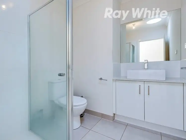 Fifth view of Homely house listing, 33 Allumba Way, Wollert VIC 3750