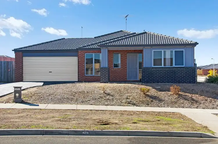 55 Oakwood Crescent, Waurn Ponds VIC 3216