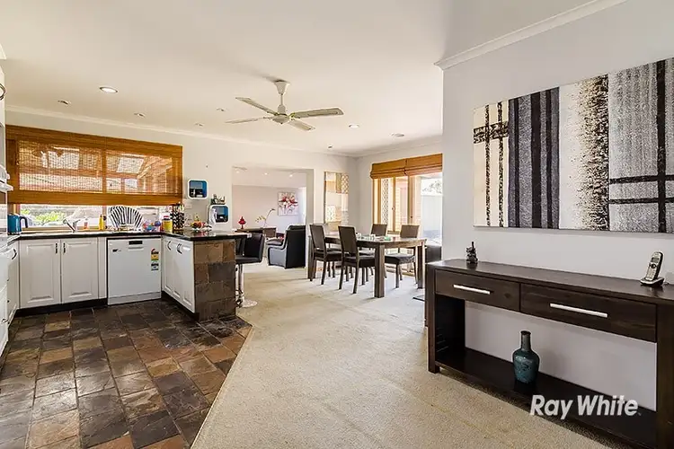 Sixth view of Homely house listing, 2 Plaistow Court, Cranbourne North VIC 3977