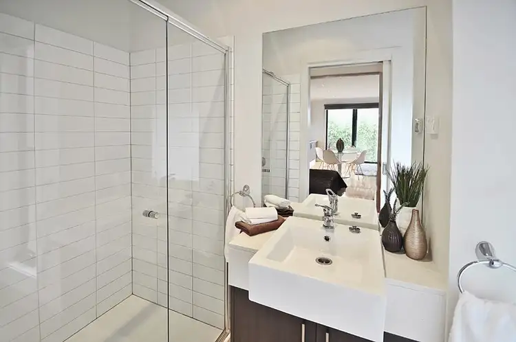 Fifth view of Homely unit listing, 2/41 McMahon Road, Reservoir VIC 3073