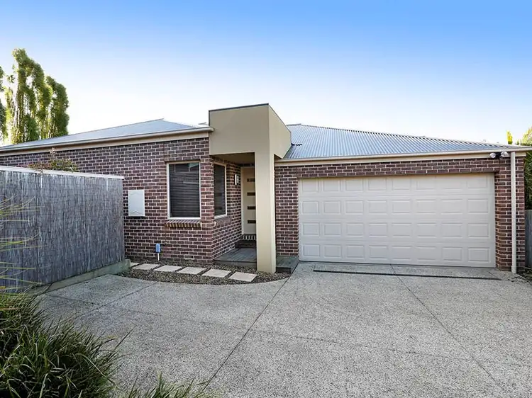 2/21 The Court, Leopold VIC 3224
