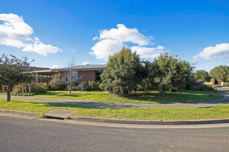 Second view of Homely house listing, 10 Springhurst Crescent, Grovedale VIC 3216