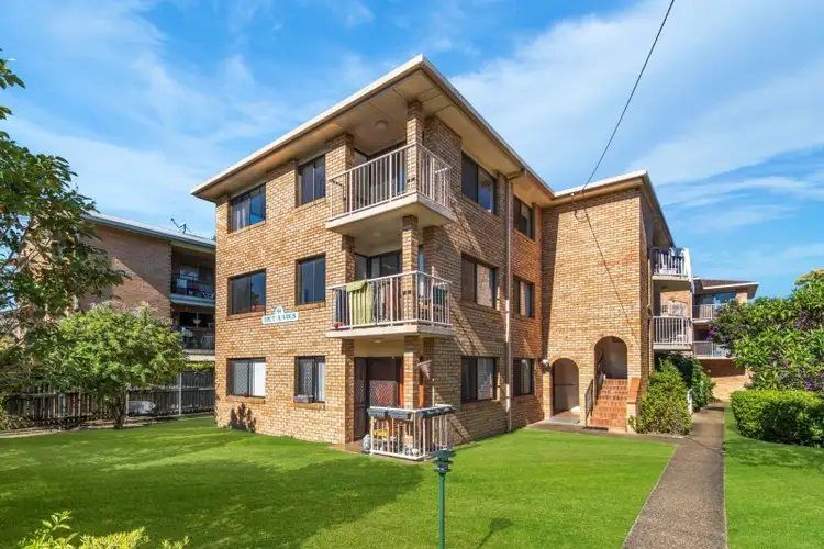 4/44 Coolangatta Road, Coolangatta QLD 4225